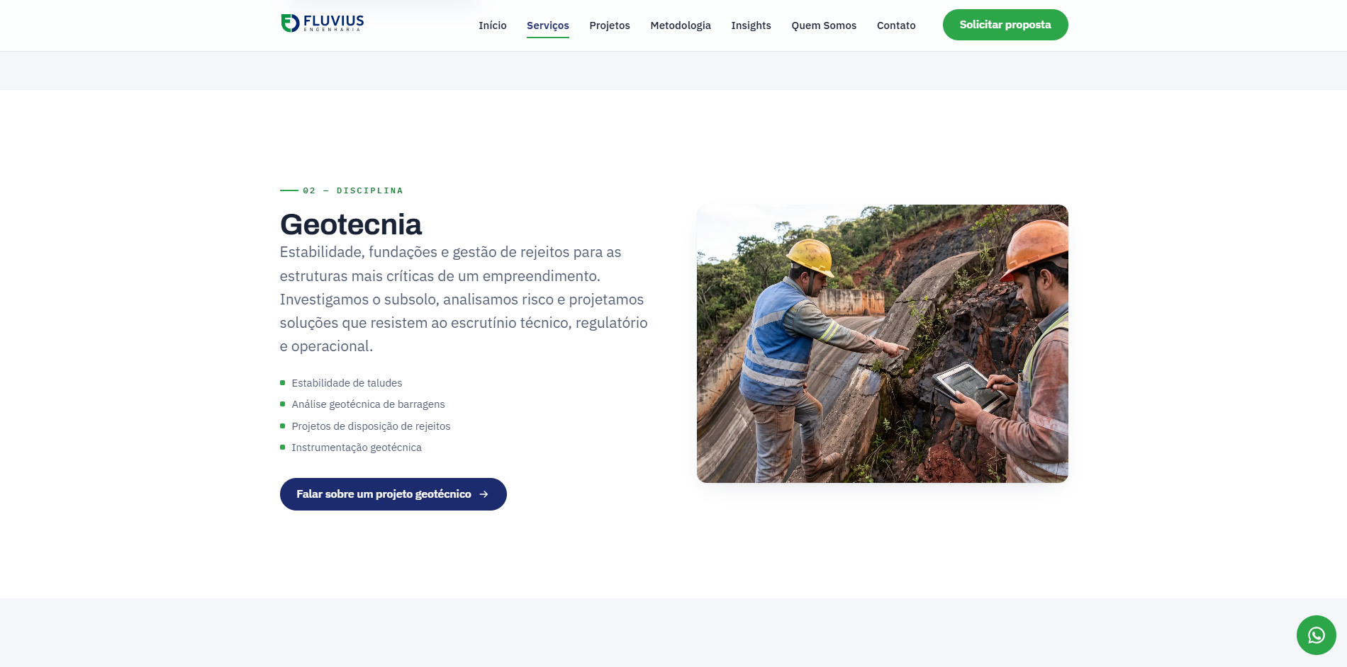 Página de Serviços da Fluvius Engenharia, mostrando a disciplina de Geotecnia com descrição técnica, lista de subserviços e foto de campo.